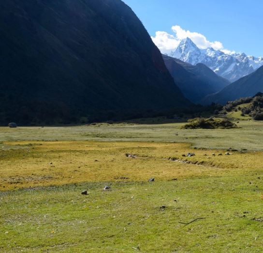 The lush, grassy land that winds its way up to the Paria Valley